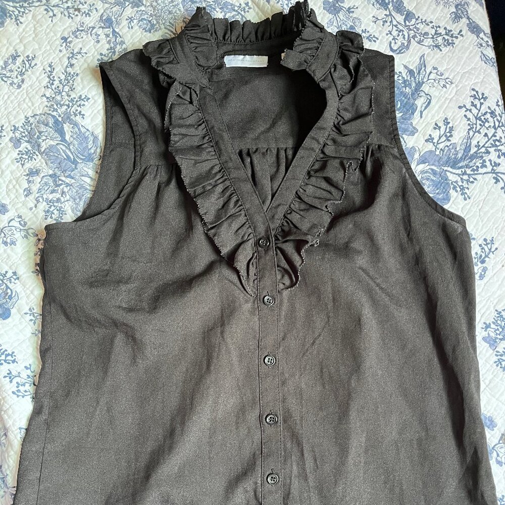 New York & Company black button-down sleeveless blouse